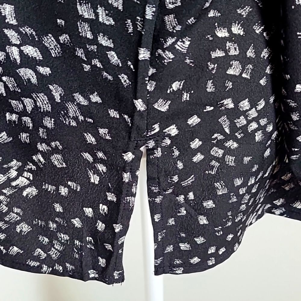 Chico's Black Blouse, White Dots, Gray Embroidered Neckline, Gold Beads,Sz 0,Sml - Picture 9 of 14